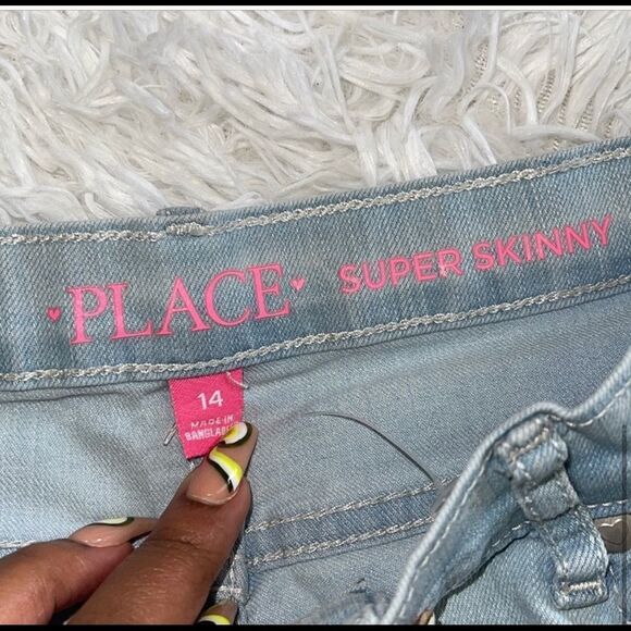 The Childrenās Place Girlās Basic Super Skinny Light WashāDenim Jeans Size 14 - Picture 3 of 7